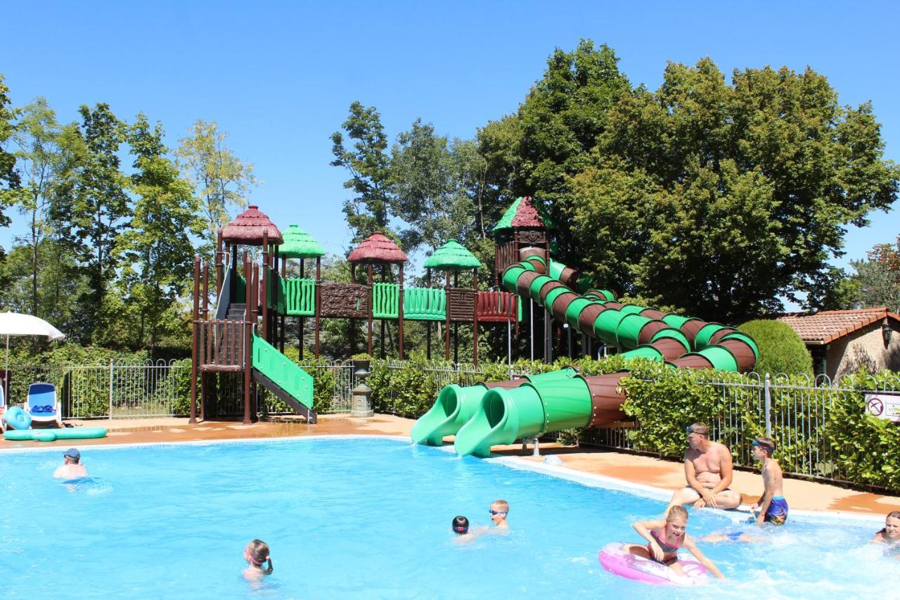 Campingplatz Chateau-camping La Grange Fort, 63500
